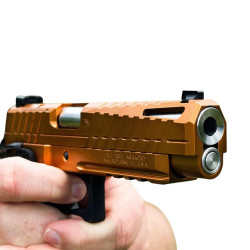 Pistolet LFA Apollo 11 Custom FX Copper - kal. 9x19