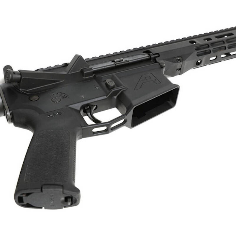 Karabinek samopowtarzalny Aero Precision M4E1 PRO, lufa 12,5 kal. 5,56x45/.223REM - rezerwacja